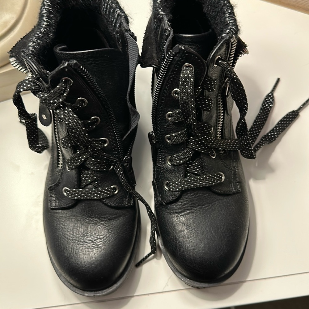 Girls Black Ankle Boots 2